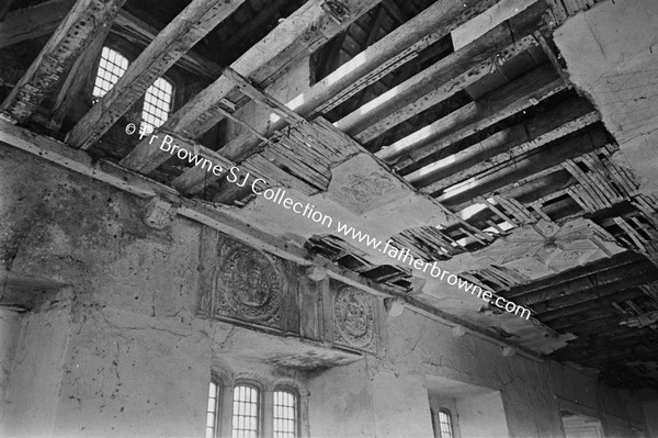 THE CASTLE BANQUETING HALL FRAGMENTS OF CORNICE